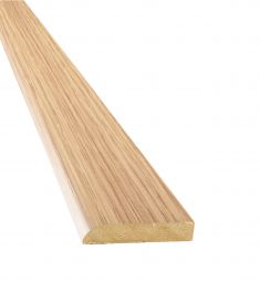 Plinthe chêne clair 5 x 24mm/2,4m 70% PEFC CU-PEFC-817015